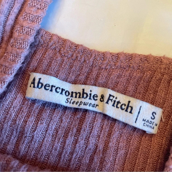 💕 Abercrombie &  Finch Sleepwear: Women’s Cropped Tank Top, Size Small 💕 - Picture 3 of 9